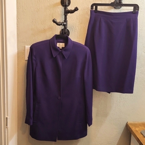 Vintage Emanuel Ungard Dark Purple 2 Piece Suit Skirt & Jacket